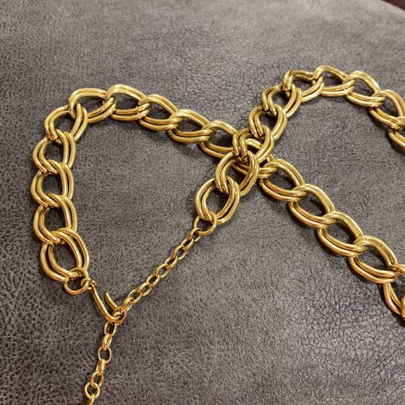 Gold tone Choker - Picture 15 of 16